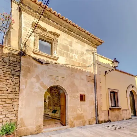Casa Moll - In The Historical Town Of